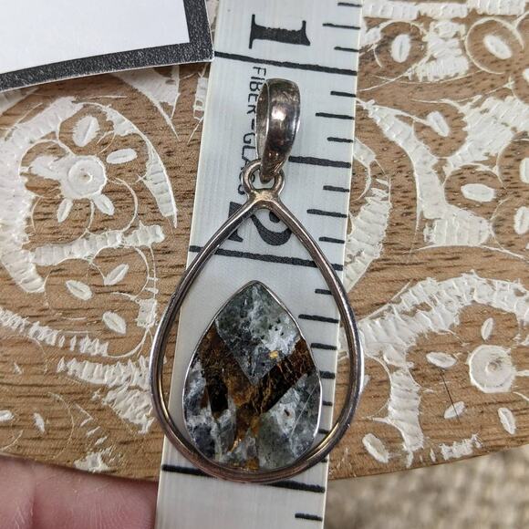 Rare 925 Astrophyllite tear drop charm and black leather necklace - Picture 5 of 8